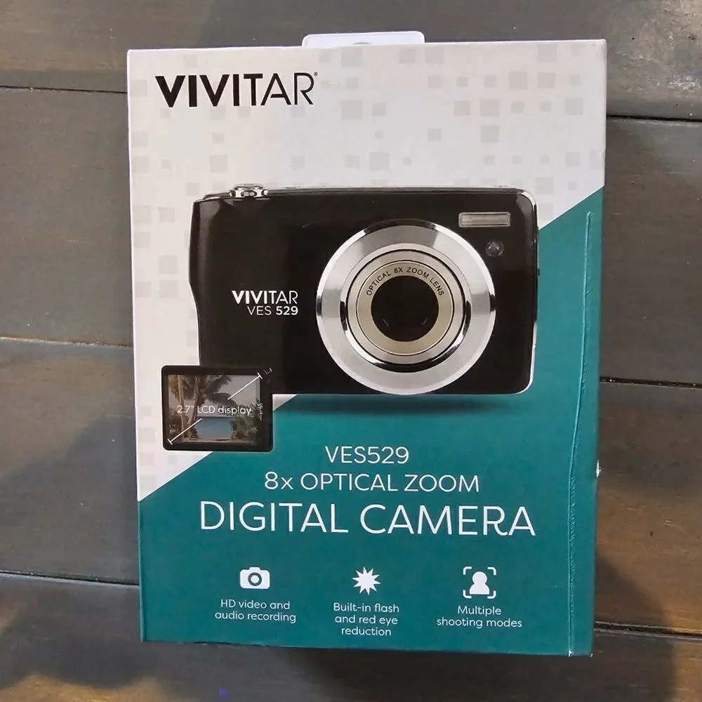 Vivitar VES-529 Black 8X Optical Zoom Digital Camera